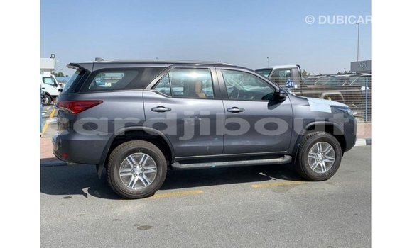 Acheter Import Voiture Toyota Fortuner Autre à Import - Dubai, Ali Sabieh Region Acheter Import Voiture Toyota Fortuner Autre à Import - Dubai, Ali Sabieh Region