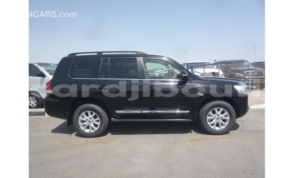 Acheter Import Voiture Toyota Land Cruiser Noir à Import - Dubai, Ali Sabieh Region Acheter Import Voiture Toyota Land Cruiser Noir à Import - Dubai, Ali Sabieh Region