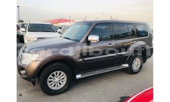 Buy Import Mitsubishi Pajero Brown Car in Import - Dubai in Ali Sabieh Region Buy Import Mitsubishi Pajero Brown Car in Import - Dubai in Ali Sabieh Region
