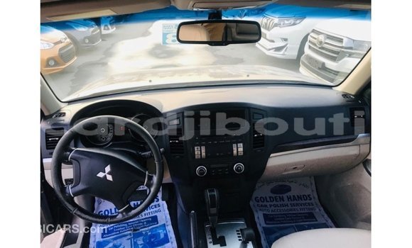 Buy Import Mitsubishi Pajero Brown Car in Import - Dubai in Ali Sabieh Region Buy Import Mitsubishi Pajero Brown Car in Import - Dubai in Ali Sabieh Region
