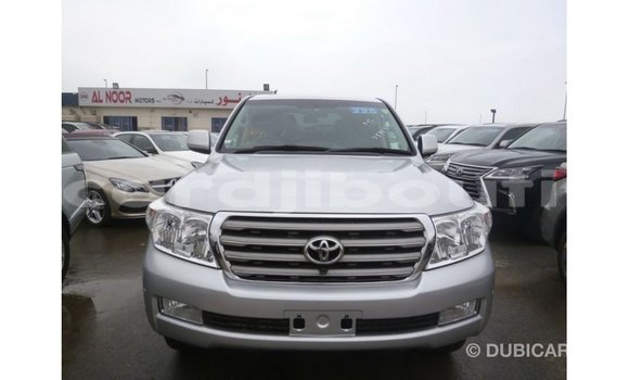 Acheter Import Voiture Toyota Land Cruiser Autre à Import - Dubai, Ali Sabieh Region Acheter Import Voiture Toyota Land Cruiser Autre à Import - Dubai, Ali Sabieh Region