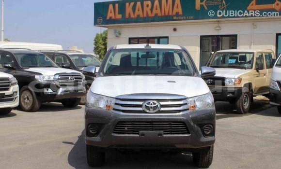 Acheter Import Voiture Toyota Hilux Autre à Import - Dubai, Ali Sabieh Region Acheter Import Voiture Toyota Hilux Autre à Import - Dubai, Ali Sabieh Region
