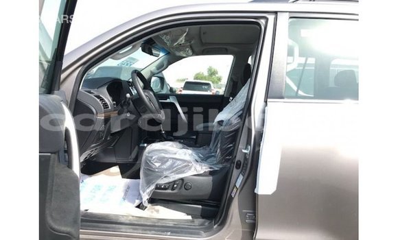 Acheter Import Voiture Toyota Prado Marron à Import - Dubai, Ali Sabieh Region Acheter Import Voiture Toyota Prado Marron à Import - Dubai, Ali Sabieh Region