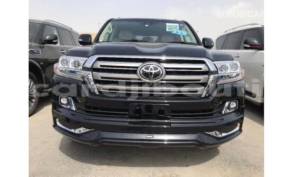 Acheter Import Voiture Toyota Land Cruiser Noir à Import - Dubai, Ali Sabieh Region Acheter Import Voiture Toyota Land Cruiser Noir à Import - Dubai, Ali Sabieh Region