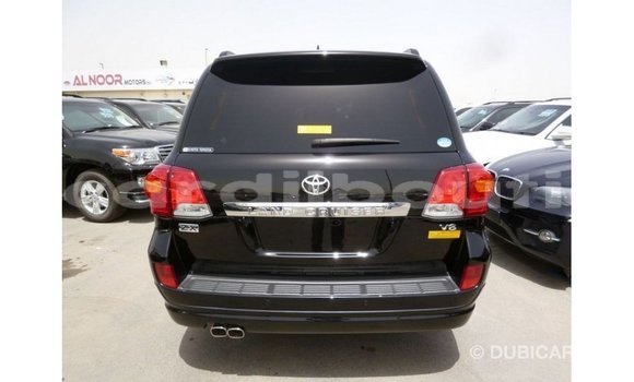 Acheter Import Voiture Toyota Land Cruiser Noir à Import - Dubai, Ali Sabieh Region Acheter Import Voiture Toyota Land Cruiser Noir à Import - Dubai, Ali Sabieh Region