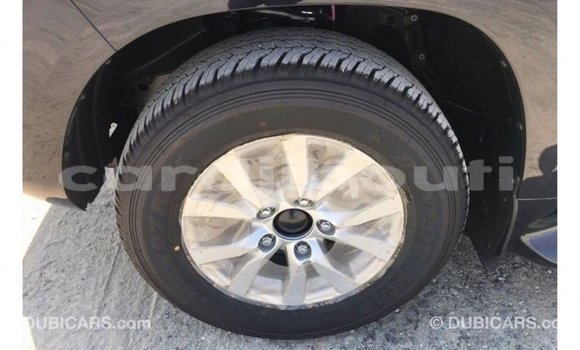 Acheter Import Voiture Toyota Land Cruiser Noir à Import - Dubai, Ali Sabieh Region Acheter Import Voiture Toyota Land Cruiser Noir à Import - Dubai, Ali Sabieh Region