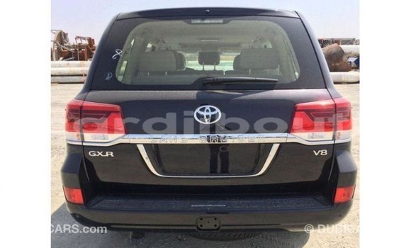 Acheter Import Voiture Toyota Land Cruiser Noir à Import - Dubai, Ali Sabieh Region Acheter Import Voiture Toyota Land Cruiser Noir à Import - Dubai, Ali Sabieh Region