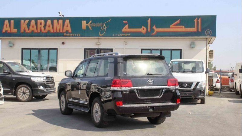 Big with watermark toyota land cruiser ali sabieh region import dubai 2458