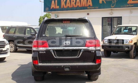 Acheter Import Voiture Toyota Land Cruiser Noir à Import - Dubai, Ali Sabieh Region Acheter Import Voiture Toyota Land Cruiser Noir à Import - Dubai, Ali Sabieh Region