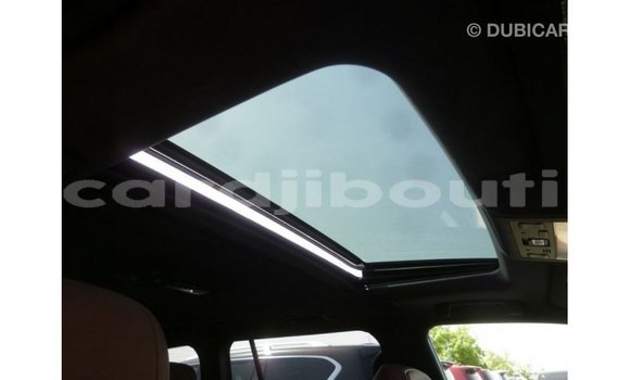 Acheter Import Voiture Toyota Land Cruiser Noir à Import - Dubai, Ali Sabieh Region Acheter Import Voiture Toyota Land Cruiser Noir à Import - Dubai, Ali Sabieh Region