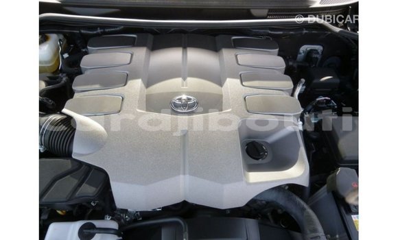 Acheter Import Voiture Toyota Land Cruiser Noir à Import - Dubai, Ali Sabieh Region Acheter Import Voiture Toyota Land Cruiser Noir à Import - Dubai, Ali Sabieh Region