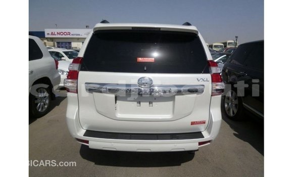 Buy Import Toyota Prado White Car in Import - Dubai in Ali Sabieh Region Buy Import Toyota Prado White Car in Import - Dubai in Ali Sabieh Region