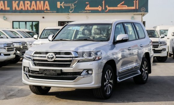 Acheter Import Voiture Toyota Land Cruiser Autre à Import - Dubai, Ali Sabieh Region Acheter Import Voiture Toyota Land Cruiser Autre à Import - Dubai, Ali Sabieh Region