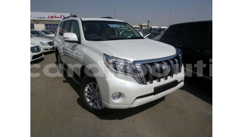 Big with watermark toyota prado ali sabieh region import dubai 2479