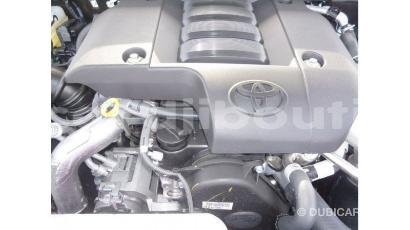 Big with watermark toyota prado ali sabieh region import dubai 2479