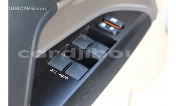 Buy Import Toyota Land Cruiser White Car in Import - Dubai in Ali Sabieh Region Buy Import Toyota Land Cruiser White Car in Import - Dubai in Ali Sabieh Region