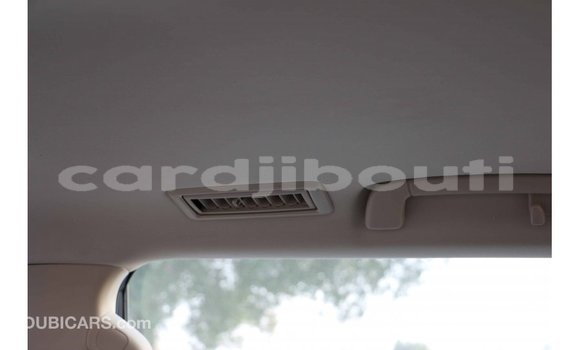 Buy Import Toyota Land Cruiser White Car in Import - Dubai in Ali Sabieh Region Buy Import Toyota Land Cruiser White Car in Import - Dubai in Ali Sabieh Region
