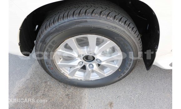 Buy Import Toyota Land Cruiser White Car in Import - Dubai in Ali Sabieh Region Buy Import Toyota Land Cruiser White Car in Import - Dubai in Ali Sabieh Region