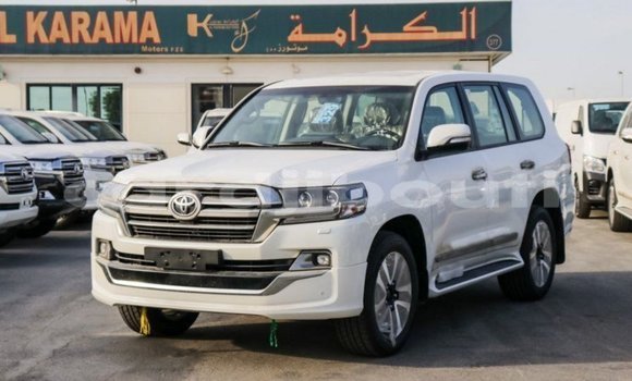 Medium with watermark toyota land cruiser ali sabieh region import dubai 2488