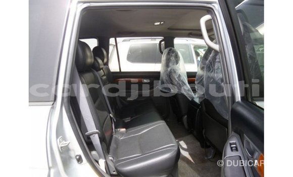 Acheter Import Voiture Toyota Prado Autre à Import - Dubai, Ali Sabieh Region Acheter Import Voiture Toyota Prado Autre à Import - Dubai, Ali Sabieh Region