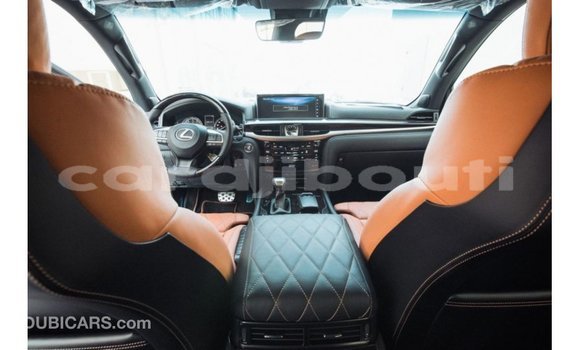 Acheter Import Voiture Lexus LX Noir à Import - Dubai, Ali Sabieh Region Acheter Import Voiture Lexus LX Noir à Import - Dubai, Ali Sabieh Region