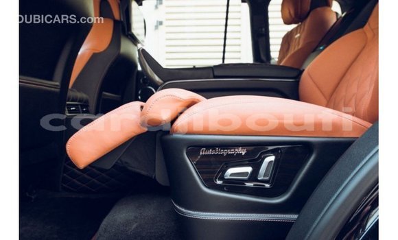 Acheter Import Voiture Lexus LX Noir à Import - Dubai, Ali Sabieh Region Acheter Import Voiture Lexus LX Noir à Import - Dubai, Ali Sabieh Region