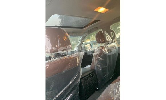 Acheter Import Voiture Toyota Land Cruiser Noir à Import - Dubai, Ali Sabieh Region Acheter Import Voiture Toyota Land Cruiser Noir à Import - Dubai, Ali Sabieh Region