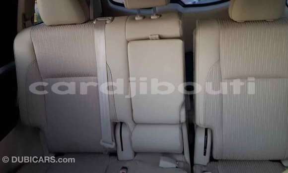 Buy Import Toyota Highlander White Car in Import - Dubai in Ali Sabieh Region Buy Import Toyota Highlander White Car in Import - Dubai in Ali Sabieh Region
