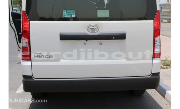 Buy Import Toyota Hiace White Car in Import - Dubai in Ali Sabieh Region Buy Import Toyota Hiace White Car in Import - Dubai in Ali Sabieh Region