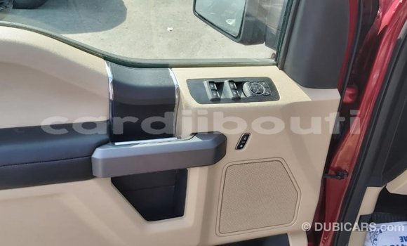 Acheter Import Voiture Ford Club Wagon Rouge à Import - Dubai, Ali Sabieh Region Acheter Import Voiture Ford Club Wagon Rouge à Import - Dubai, Ali Sabieh Region