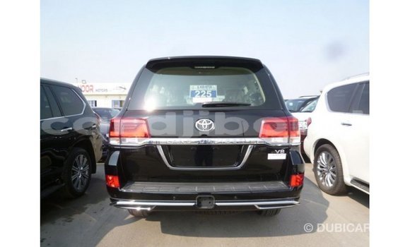 Acheter Import Voiture Toyota Land Cruiser Noir à Import - Dubai, Ali Sabieh Region Acheter Import Voiture Toyota Land Cruiser Noir à Import - Dubai, Ali Sabieh Region