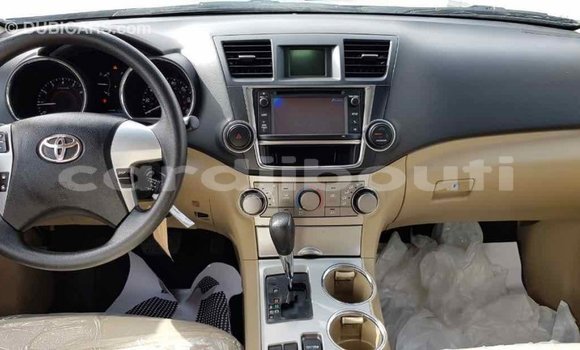 Buy Import Toyota Highlander Black Car in Import - Dubai in Ali Sabieh Region Buy Import Toyota Highlander Black Car in Import - Dubai in Ali Sabieh Region
