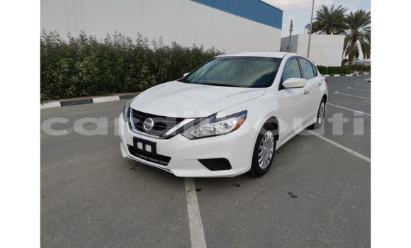 Buy Import Nissan Altima White Car in Import - Dubai in Ali Sabieh Region Buy Import Nissan Altima White Car in Import - Dubai in Ali Sabieh Region