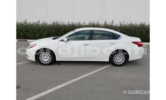 Buy Import Nissan Altima White Car in Import - Dubai in Ali Sabieh Region Buy Import Nissan Altima White Car in Import - Dubai in Ali Sabieh Region