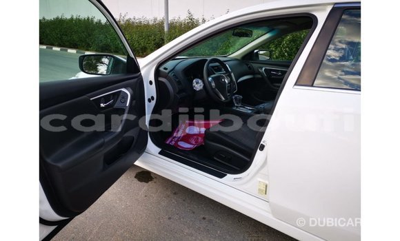 Buy Import Nissan Altima White Car in Import - Dubai in Ali Sabieh Region Buy Import Nissan Altima White Car in Import - Dubai in Ali Sabieh Region