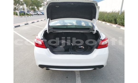 Buy Import Nissan Altima White Car in Import - Dubai in Ali Sabieh Region Buy Import Nissan Altima White Car in Import - Dubai in Ali Sabieh Region