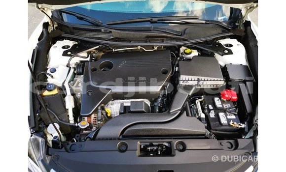 Buy Import Nissan Altima White Car in Import - Dubai in Ali Sabieh Region Buy Import Nissan Altima White Car in Import - Dubai in Ali Sabieh Region