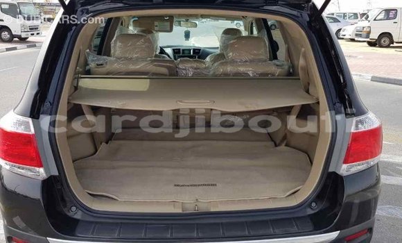 Buy Import Toyota Highlander Black Car in Import - Dubai in Ali Sabieh Region Buy Import Toyota Highlander Black Car in Import - Dubai in Ali Sabieh Region