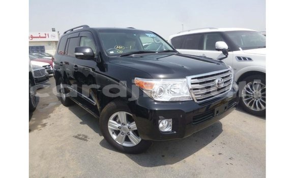 Acheter Import Voiture Toyota Land Cruiser Noir à Import - Dubai, Ali Sabieh Region Acheter Import Voiture Toyota Land Cruiser Noir à Import - Dubai, Ali Sabieh Region