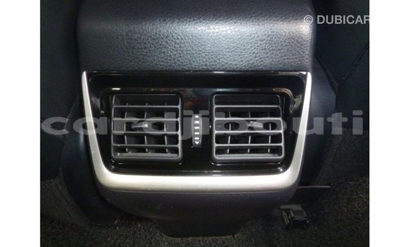 Acheter Import Voiture Toyota Harrier Marron à Import - Dubai, Ali Sabieh Region Acheter Import Voiture Toyota Harrier Marron à Import - Dubai, Ali Sabieh Region