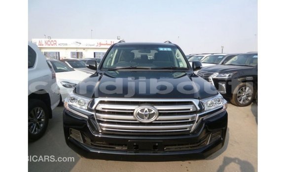 Acheter Import Voiture Toyota Land Cruiser Noir à Import - Dubai, Ali Sabieh Region Acheter Import Voiture Toyota Land Cruiser Noir à Import - Dubai, Ali Sabieh Region
