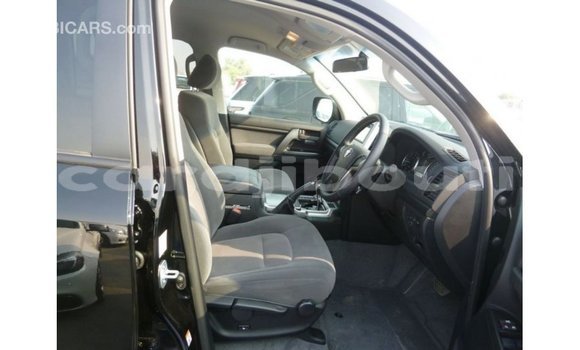 Acheter Import Voiture Toyota Land Cruiser Noir à Import - Dubai, Ali Sabieh Region Acheter Import Voiture Toyota Land Cruiser Noir à Import - Dubai, Ali Sabieh Region