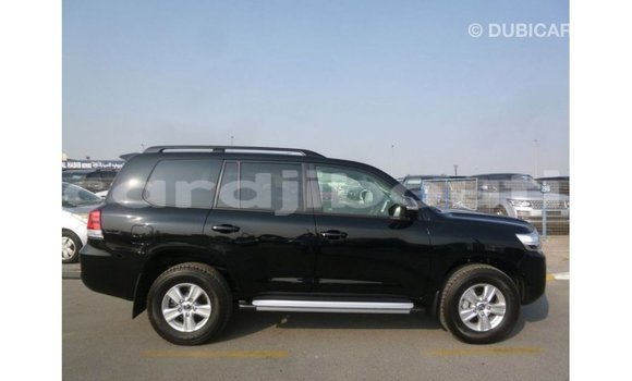 Acheter Import Voiture Toyota Land Cruiser Noir à Import - Dubai, Ali Sabieh Region Acheter Import Voiture Toyota Land Cruiser Noir à Import - Dubai, Ali Sabieh Region