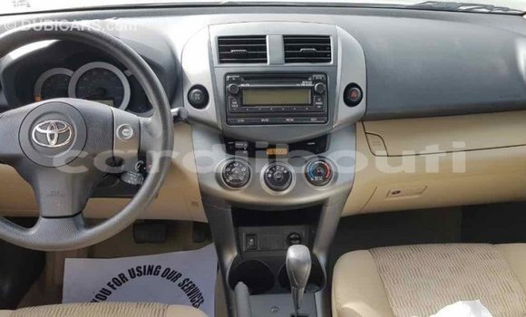 Buy Import Toyota RAV4 Other Car in Import - Dubai in Ali Sabieh Region Buy Import Toyota RAV4 Other Car in Import - Dubai in Ali Sabieh Region