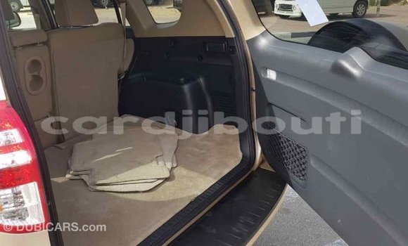 Buy Import Toyota RAV4 Other Car in Import - Dubai in Ali Sabieh Region Buy Import Toyota RAV4 Other Car in Import - Dubai in Ali Sabieh Region