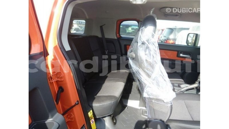 Big with watermark toyota fj cruiser ali sabieh region import dubai 2538