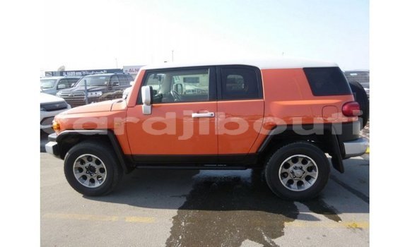 Acheter Import Voiture Toyota FJ Cruiser Autre à Import - Dubai, Ali Sabieh Region Acheter Import Voiture Toyota FJ Cruiser Autre à Import - Dubai, Ali Sabieh Region