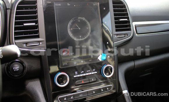 Acheter Import Voiture Renault 4 Blanc à Import - Dubai, Ali Sabieh Region Acheter Import Voiture Renault 4 Blanc à Import - Dubai, Ali Sabieh Region