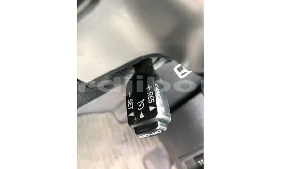 Acheter Import Voiture Toyota Land Cruiser Blanc à Import - Dubai, Ali Sabieh Region Acheter Import Voiture Toyota Land Cruiser Blanc à Import - Dubai, Ali Sabieh Region