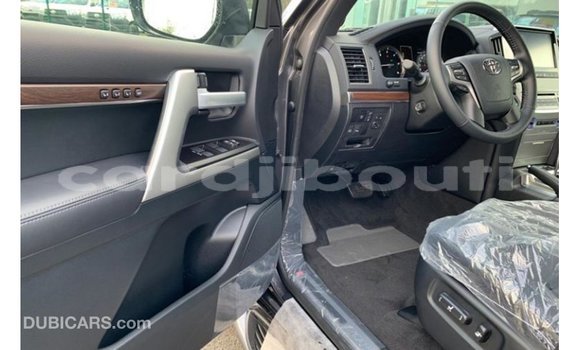 Buy Import Toyota Land Cruiser Other Car in Import - Dubai in Ali Sabieh Region Buy Import Toyota Land Cruiser Other Car in Import - Dubai in Ali Sabieh Region